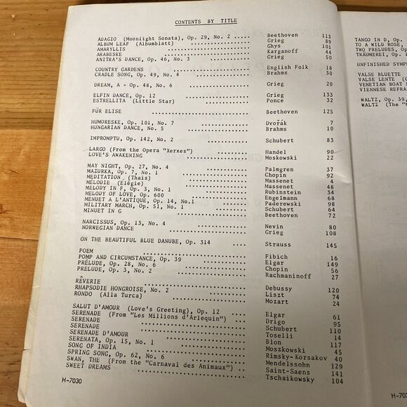 55 1/2 Piano Solos RL Huntzinger - Picture 2 of 6